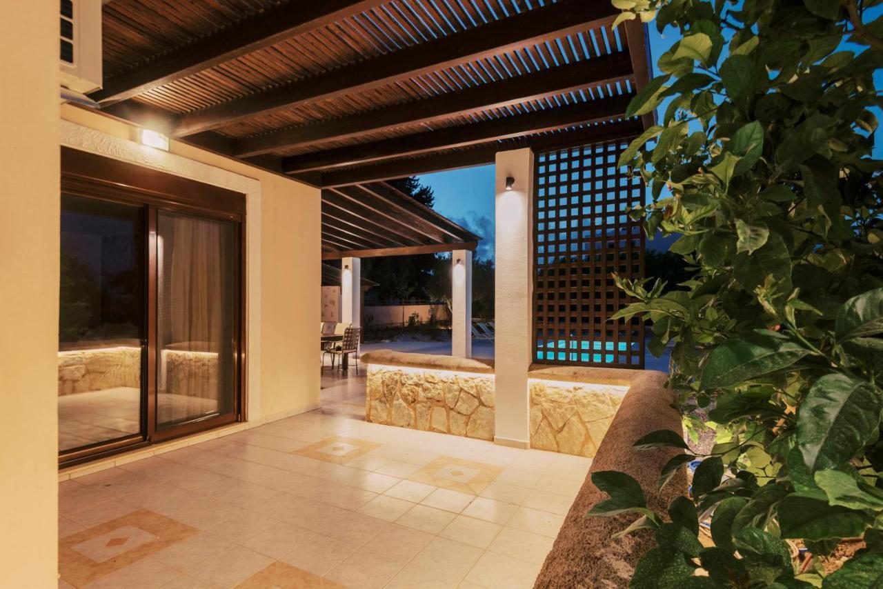 Vilă Maribia With Private Pool